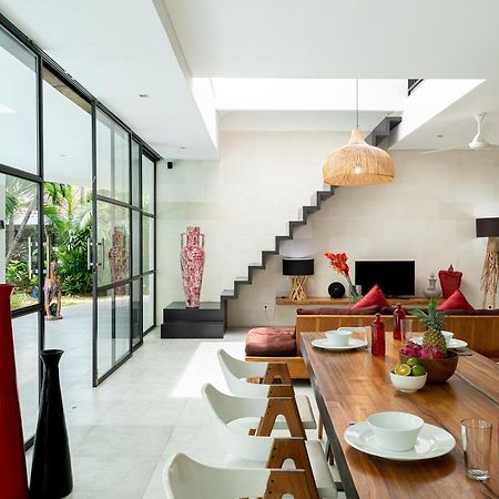 Seminyak White Design Villa Buitenkant foto