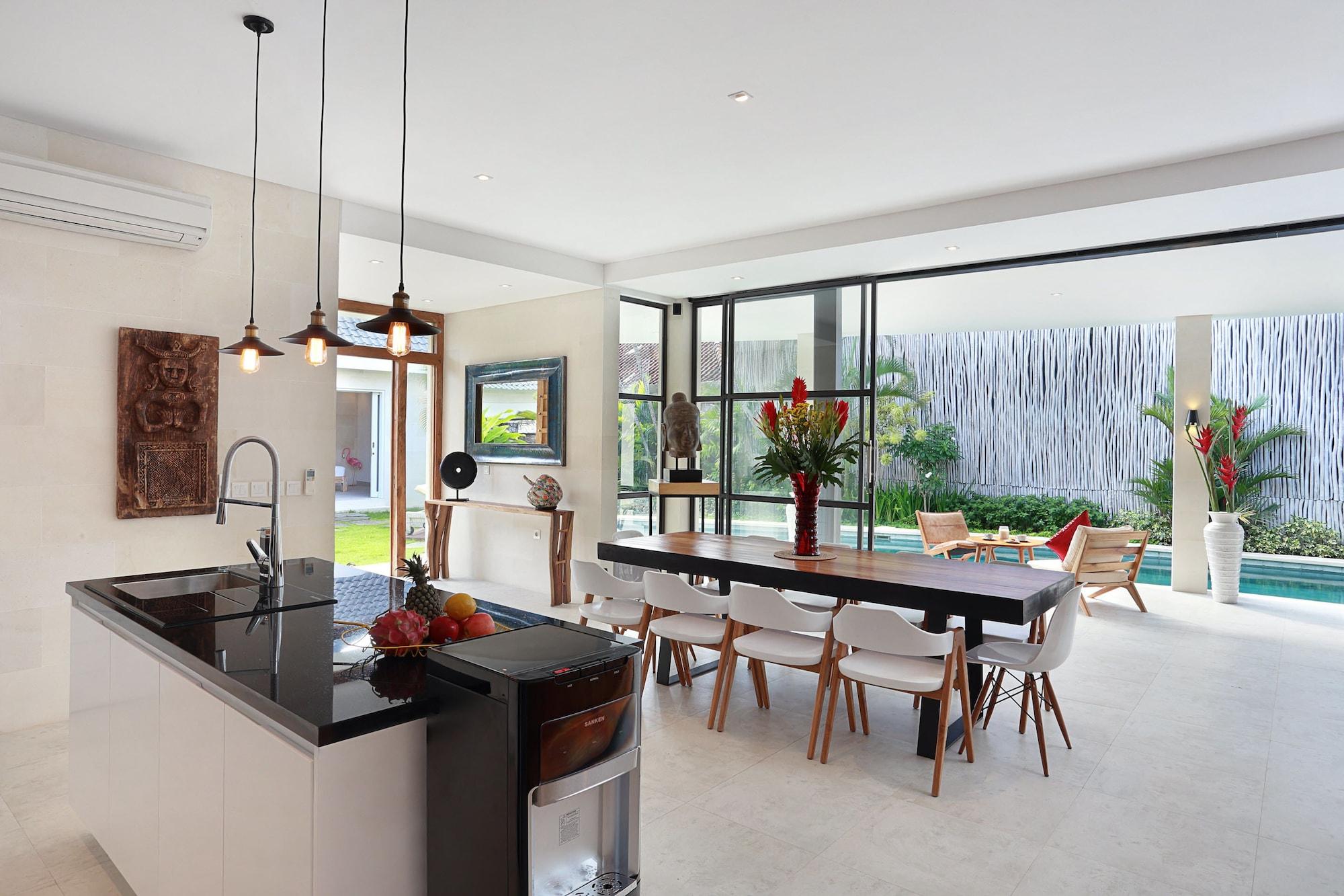 Seminyak White Design Villa Buitenkant foto