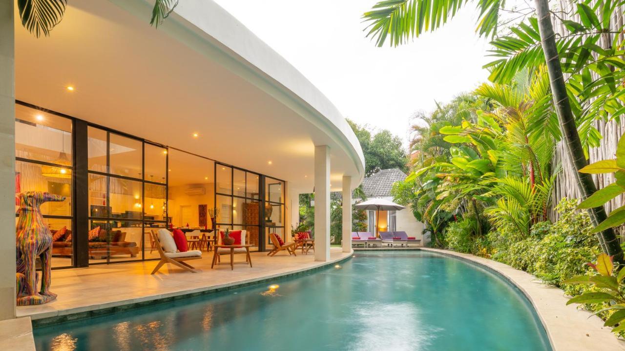 Seminyak White Design Villa Buitenkant foto